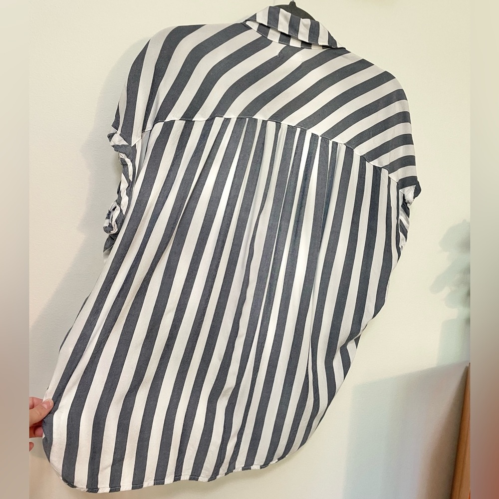 Sneak Peek Oversized Striped Button Down Top - Picture 5 of 8